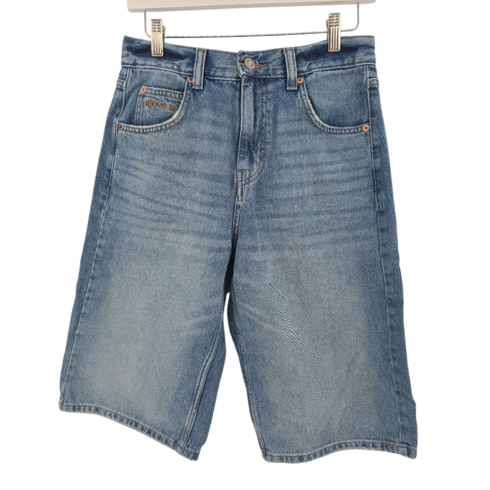 BDG Jean Shorts Size 26 Light/Medium Wash 100% Cotton Dad Shorts